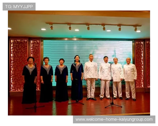 C罗发校园照片怀念青春，曾经的青春岁月如此难忘