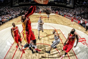 乐鱼体育app下载地址-湖人队迎来关键挑战，誓夺胜利，湖人队showtime